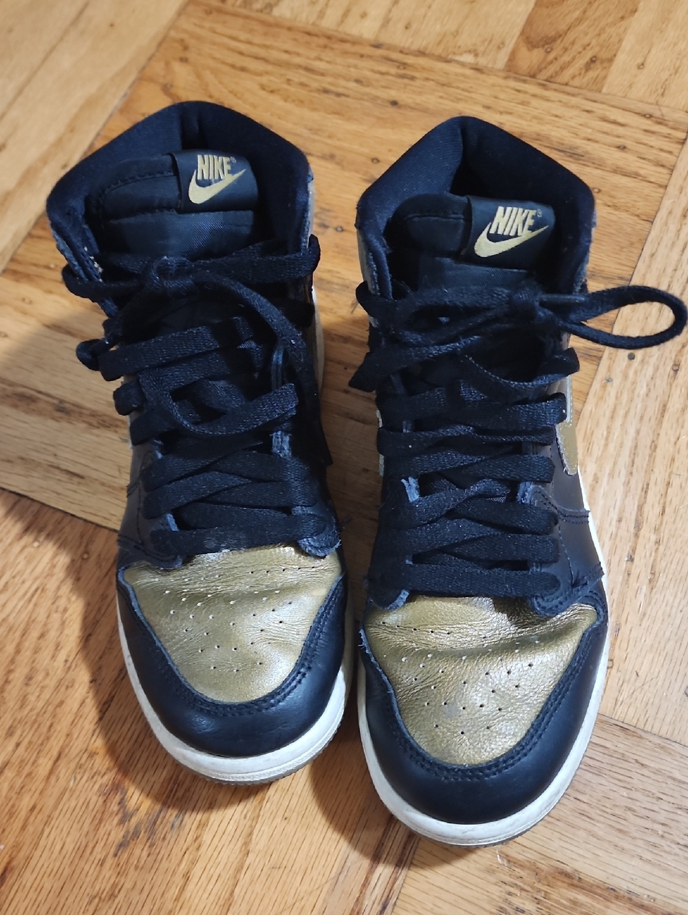 Nike jordan Kids Black and Gold High-Top Sneakers